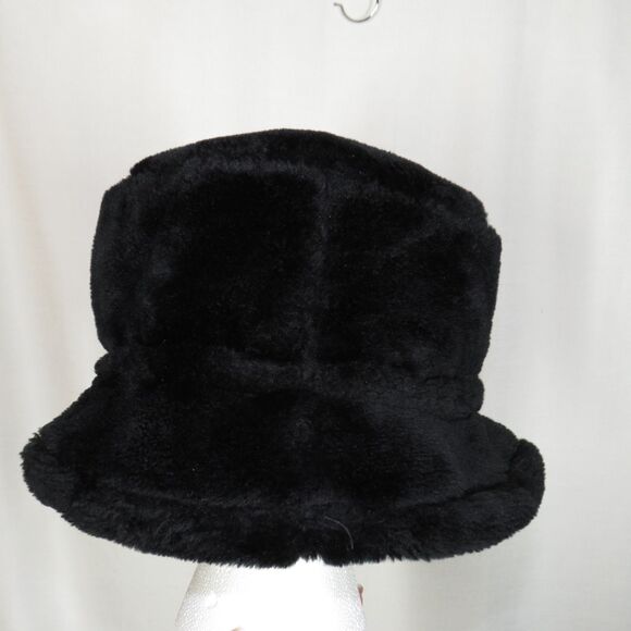David & Young Black Faux Fur Bucket Hat main image 8